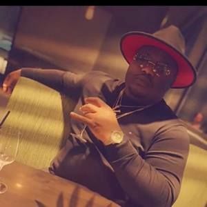 Meet your Posher, Bucci